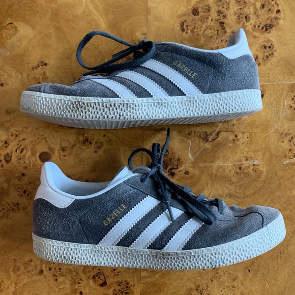 Adidas Gazelle Men’s size 5 sneaker